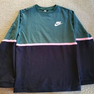 NWOT Nike crewneck sweatshirt